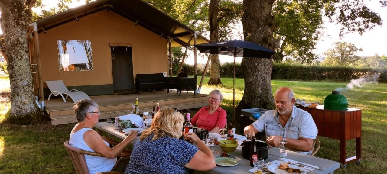 Glamping Les Arbres, Luxe Safaritent Met Zwembad Cronat المظهر الخارجي الصورة