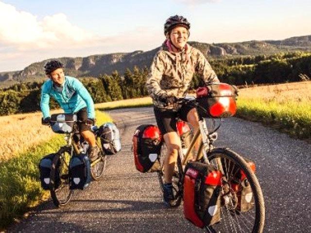 Glamping Les Arbres, Luxe Safaritent Met Zwembad Cronat المظهر الخارجي الصورة